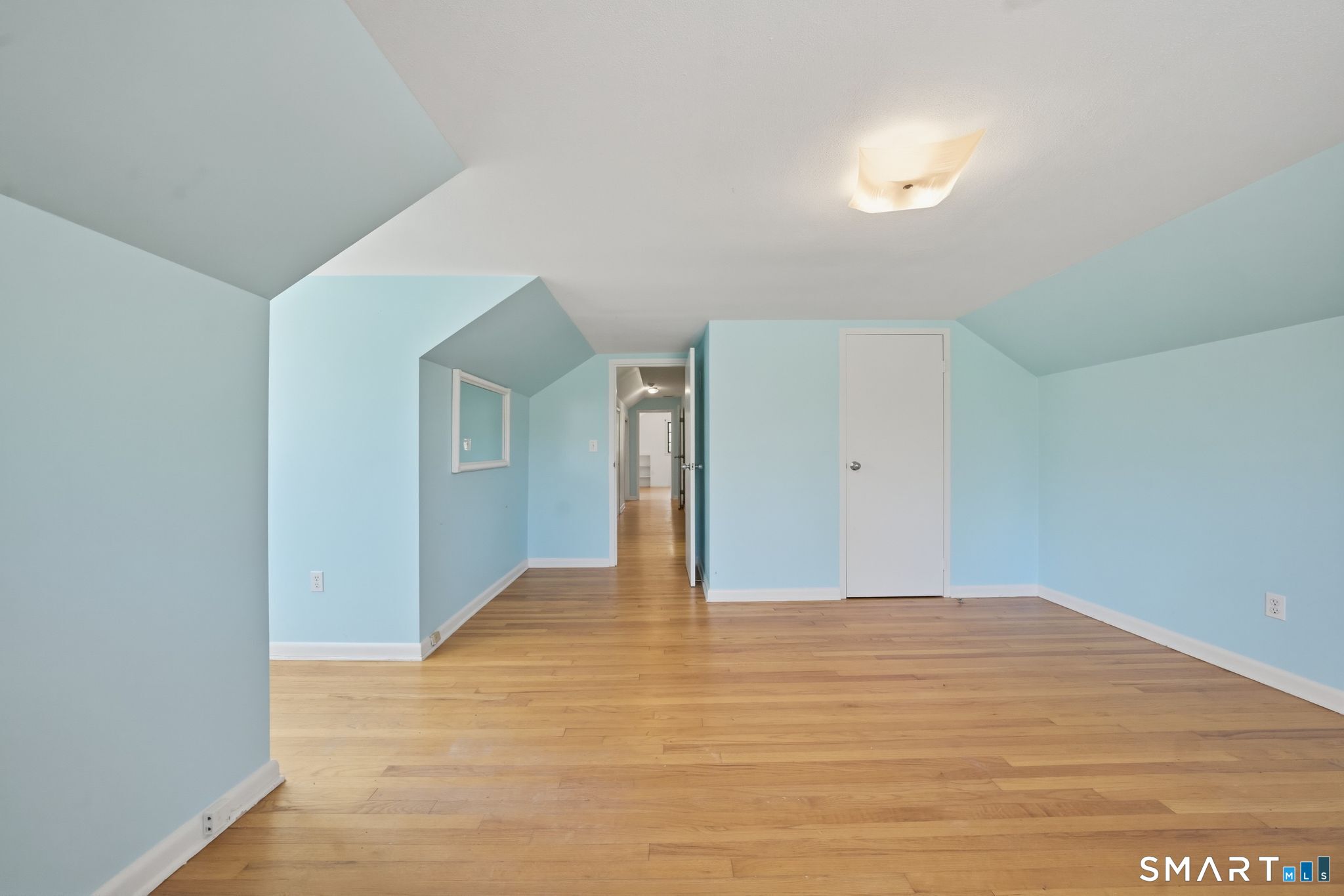 103 Ansonia Road Woodbridge, CT 06525 - Photo 28 of 32