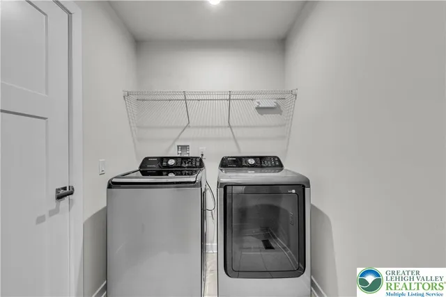 $448,500 | 4211 Mimosa Lane, Whitehall, PA 18052