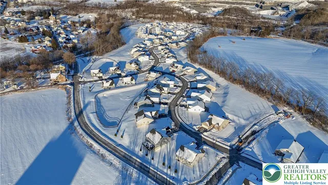 $448,500 | 4211 Mimosa Lane, Whitehall, PA 18052