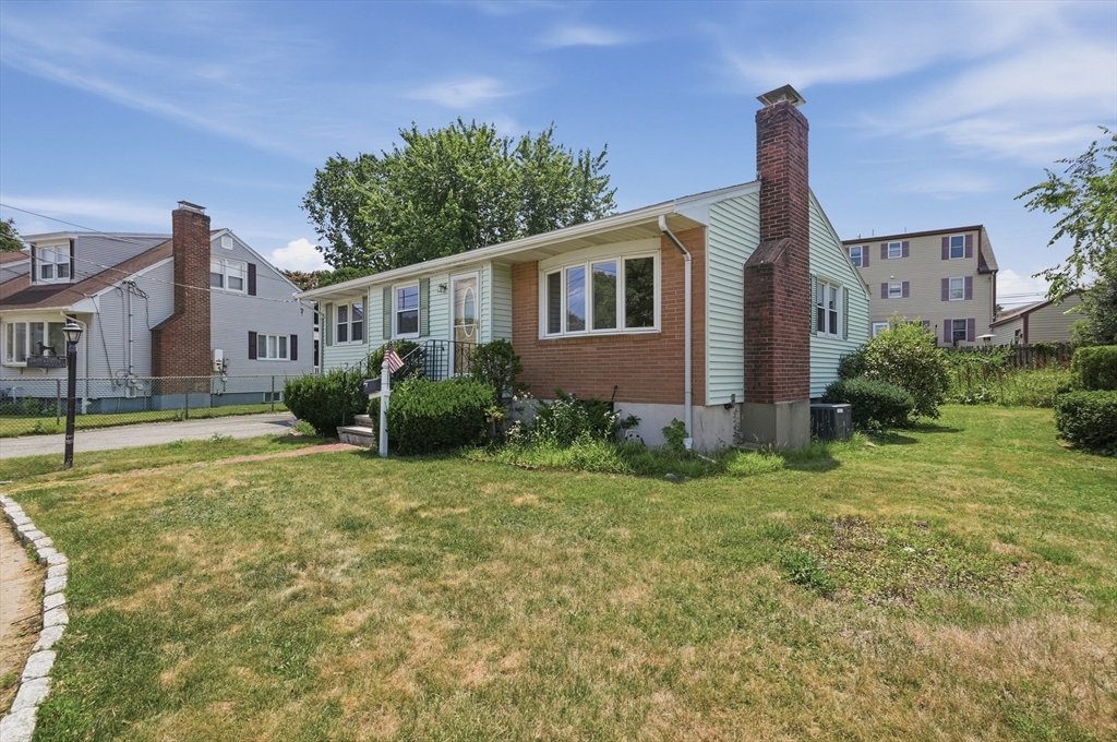 12 Bennett Road Watertown, MA 02472 - Photo 13 of 15
