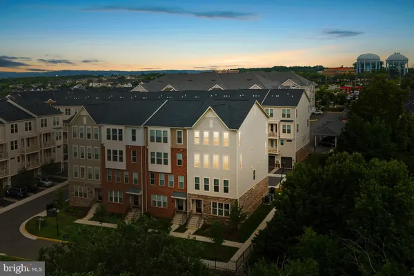 $649,900 | 1012 Galena Terrace Northeast, Leesburg, VA 20176