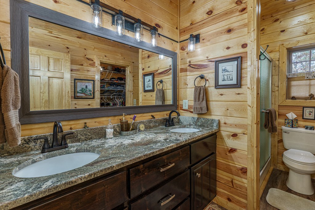 110 Rustic Pne Ridge Murphy, NC 28906 - Photo 23 of 47