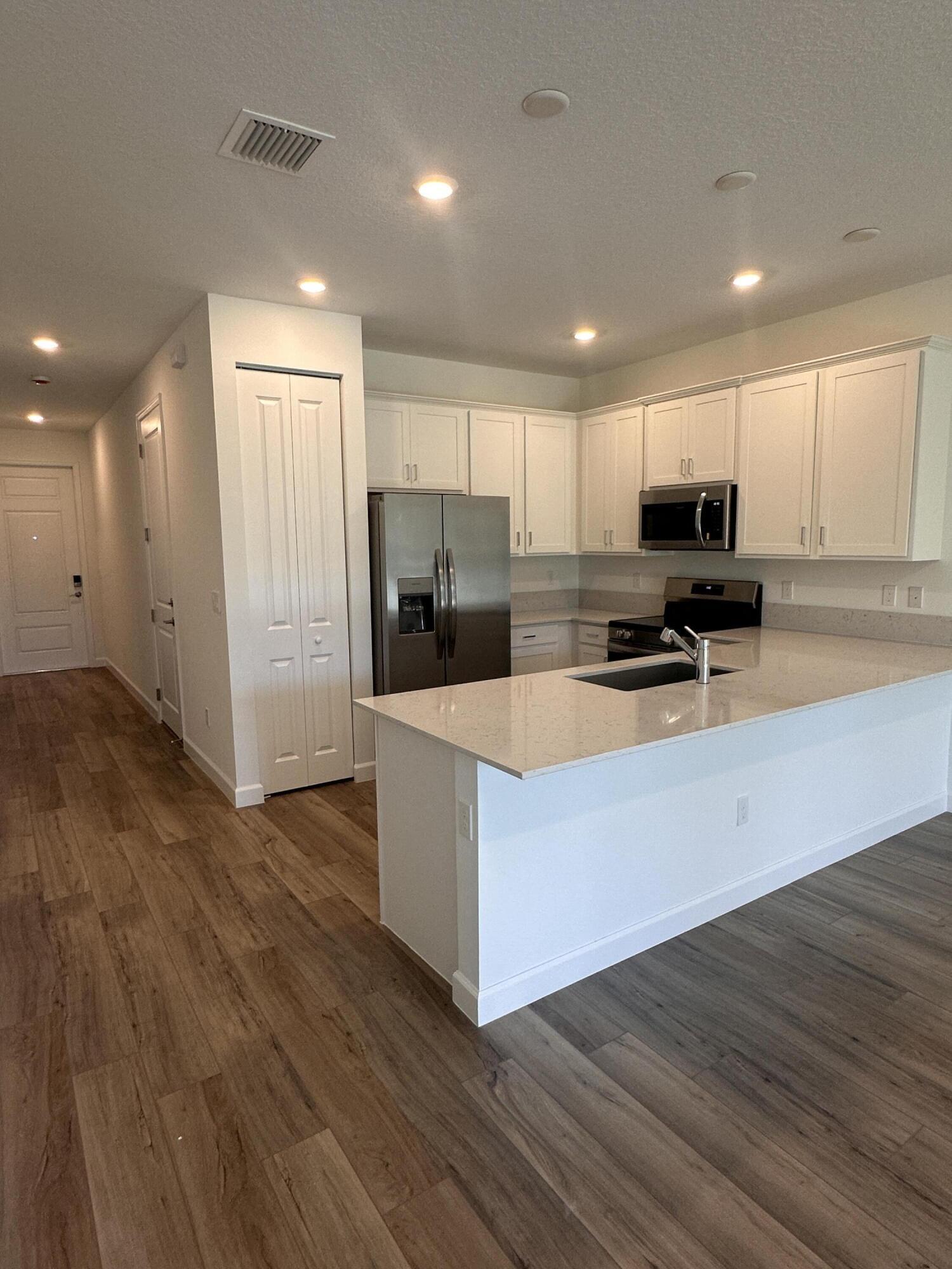 13776 Hero Path Delray Beach, FL 33484 - Photo 21 of 55 71