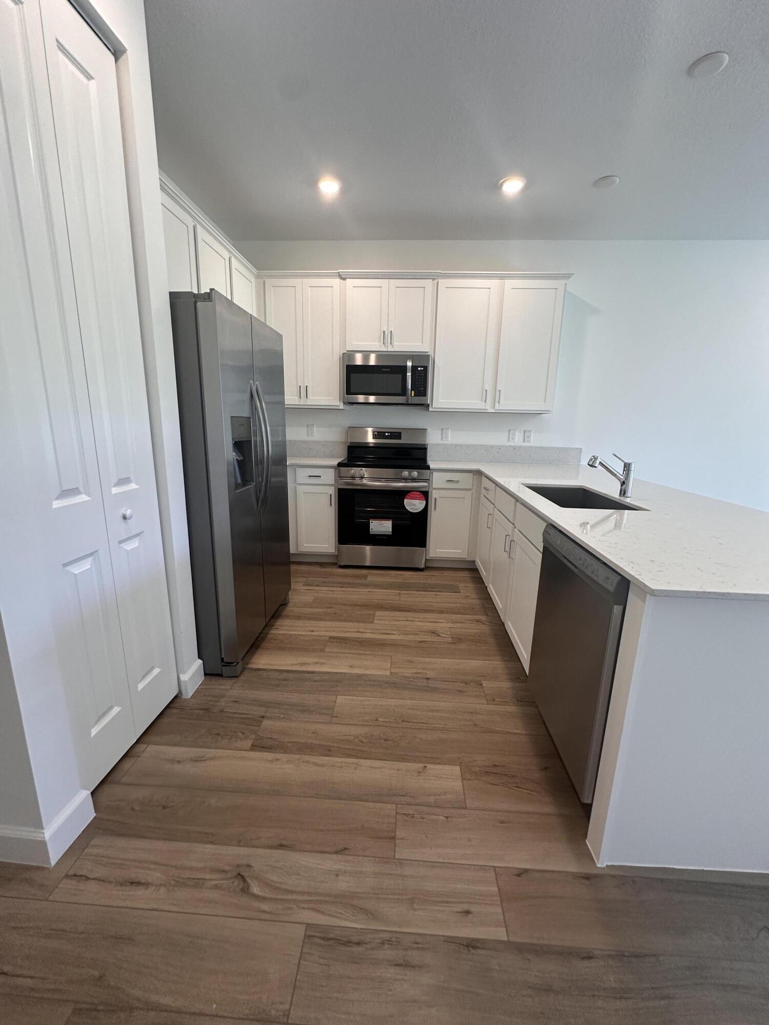 13776 Hero Path Delray Beach, FL 33484 - Photo 27 of 55 37