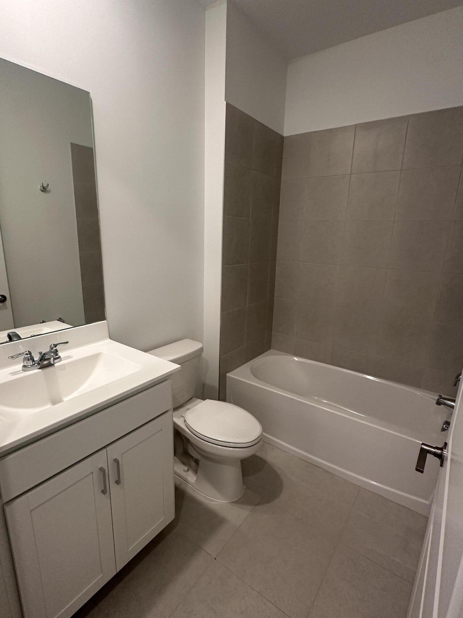 13776 Hero Path Delray Beach, FL 33484 - Photo 10 of 55 11