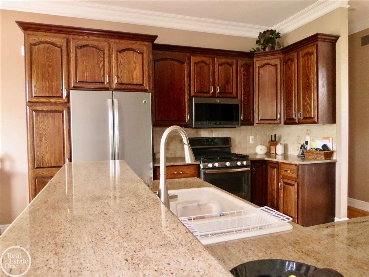 486 South Bartlett Road St. Clair, MI 48079 - Photo 20 of 53 31372117-19.JPG