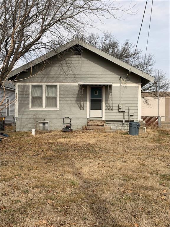 103 West Kansas Street Pittsburg, KS 66762 - Photo 2 of 19