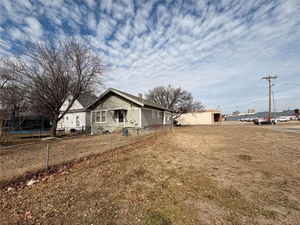 $137,500 | 103 West Kansas Street, Pittsburg, KS 66762
