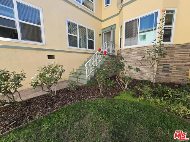 $2,695,000 | 1268 Queen Anne Place, Los Angeles, CA 90019