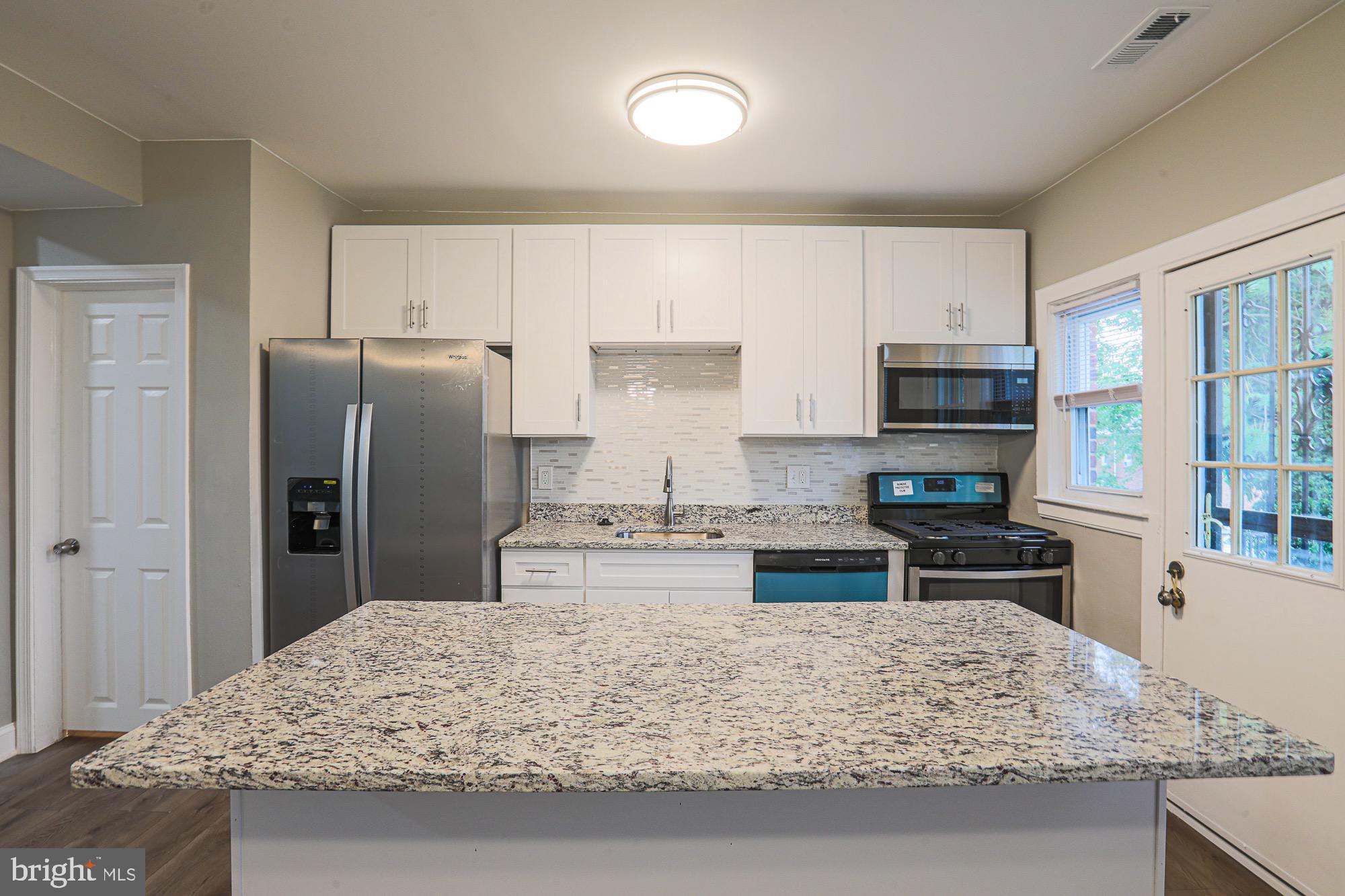 3815 Roland View Avenue Baltimore, MD 21215 - Photo 16 of 32 Gallery Image 16