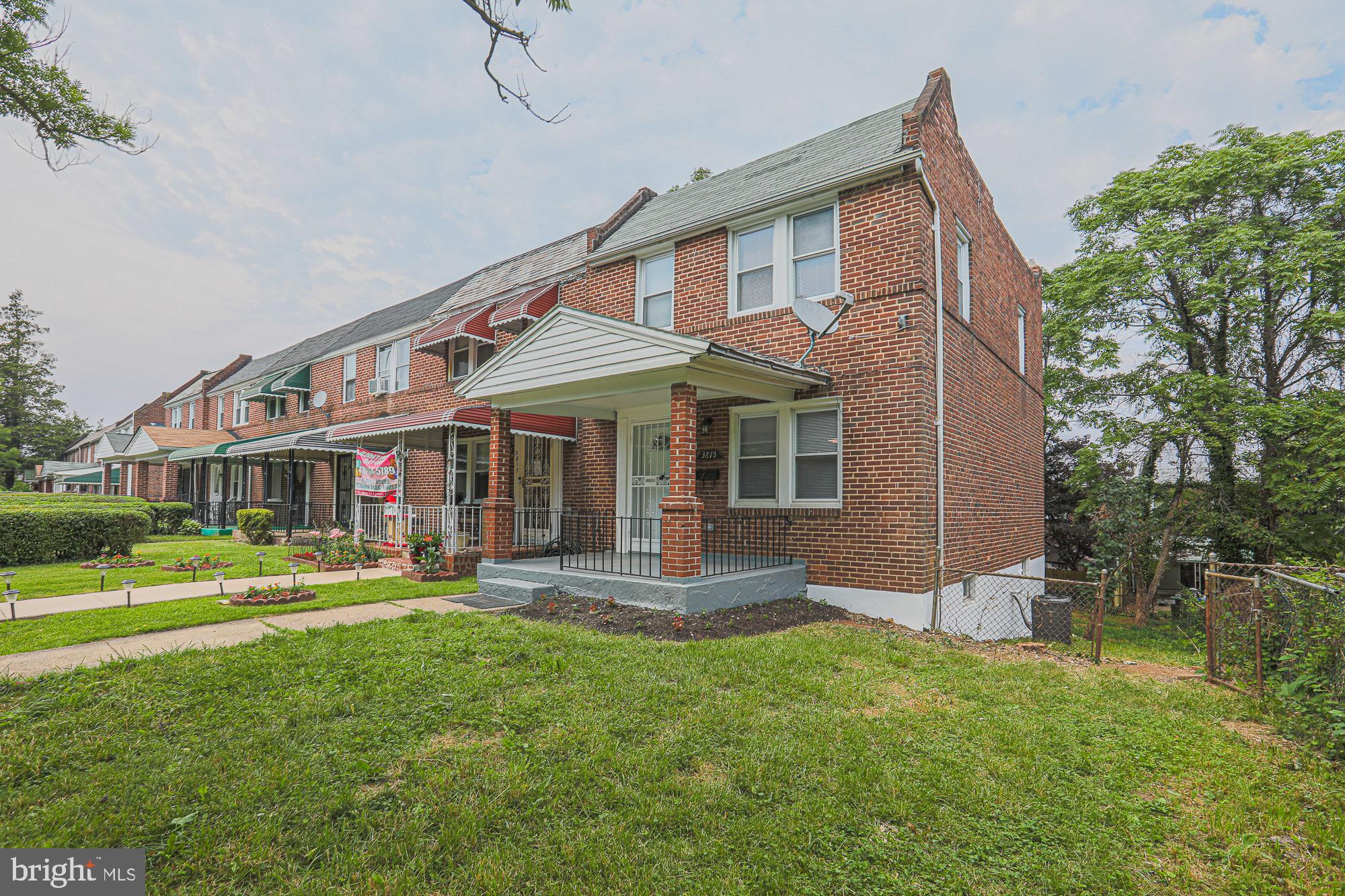 3815 Roland View Avenue Baltimore, MD 21215 - Photo 3 of 32 Gallery Image 3