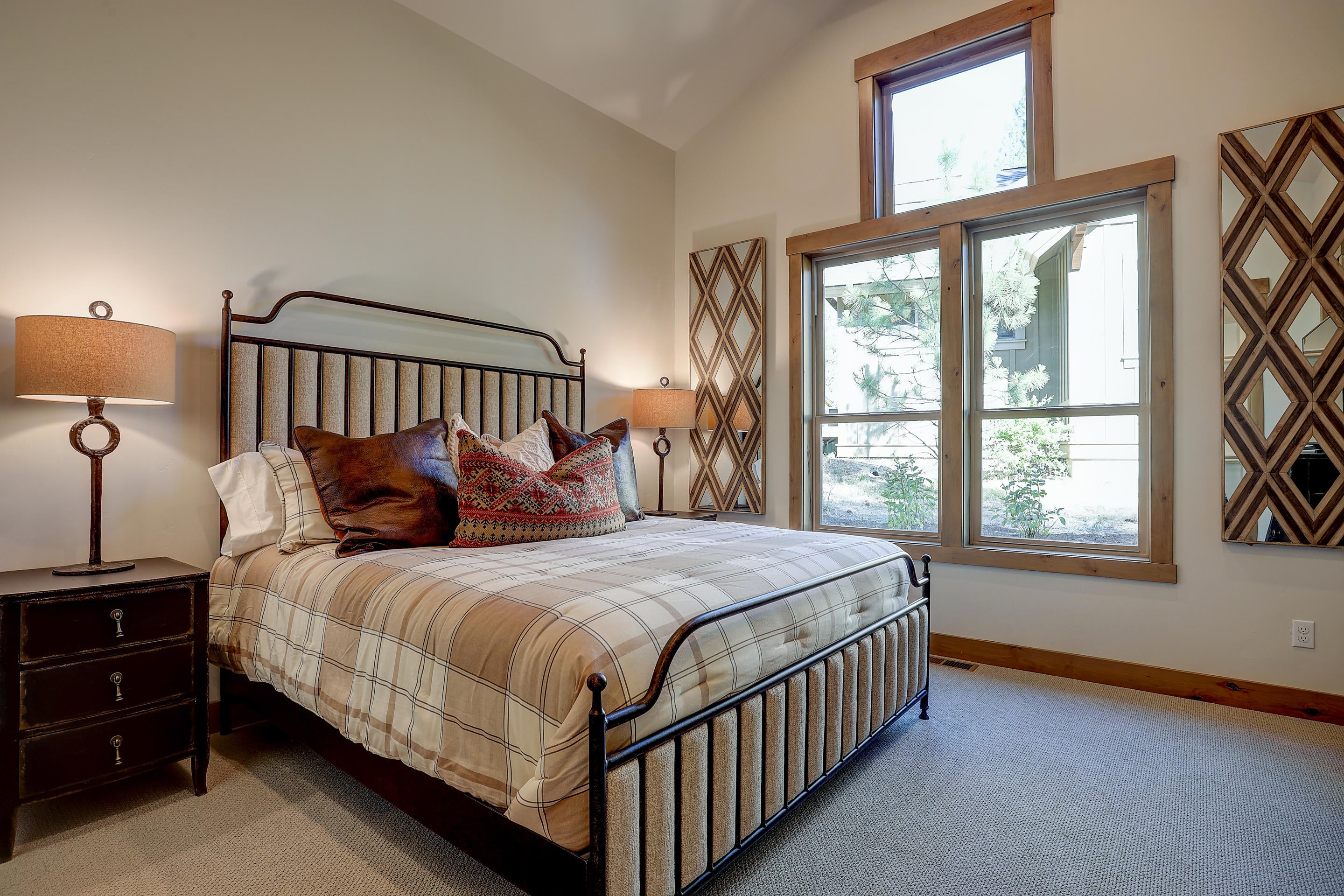 56248 Sable Rock Loop Bend, OR 97707 - Photo 10 of 87 Bedroom #2