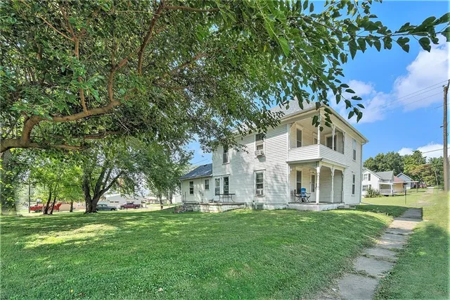 $144,900 | 311 Mound Street, Mound City, MO 64470