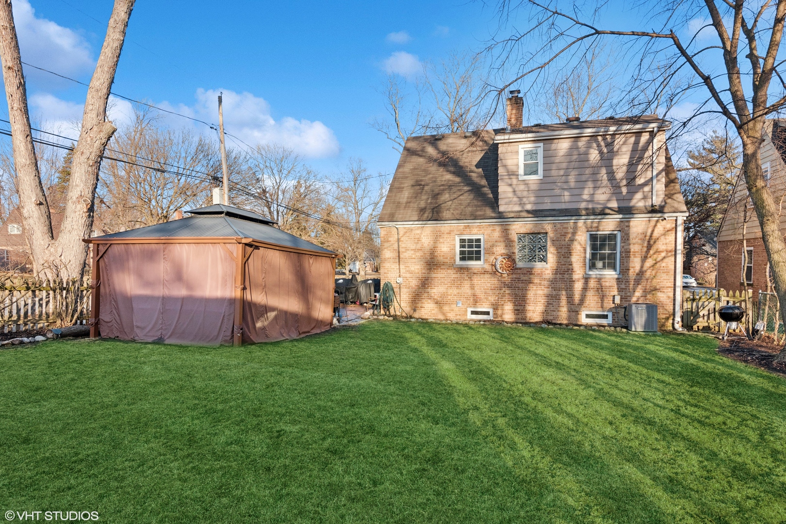 842 Pick Street Wheaton, IL 60187 - Photo 19 of 27 Gallery Image 19