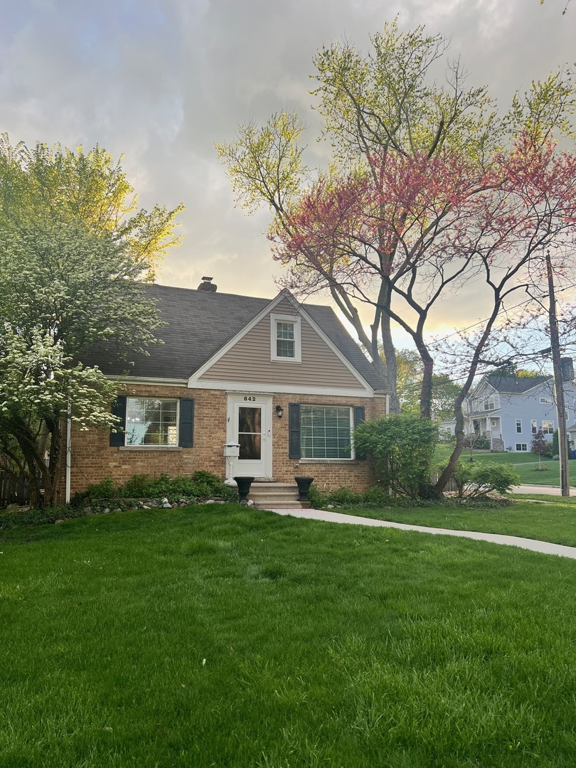842 Pick Street Wheaton, IL 60187 - Photo 21 of 27 Gallery Image 21