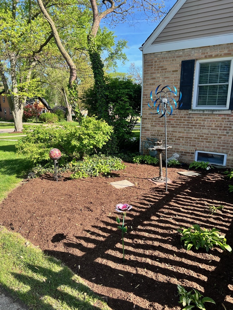 842 Pick Street Wheaton, IL 60187 - Photo 22 of 27 Gallery Image 22