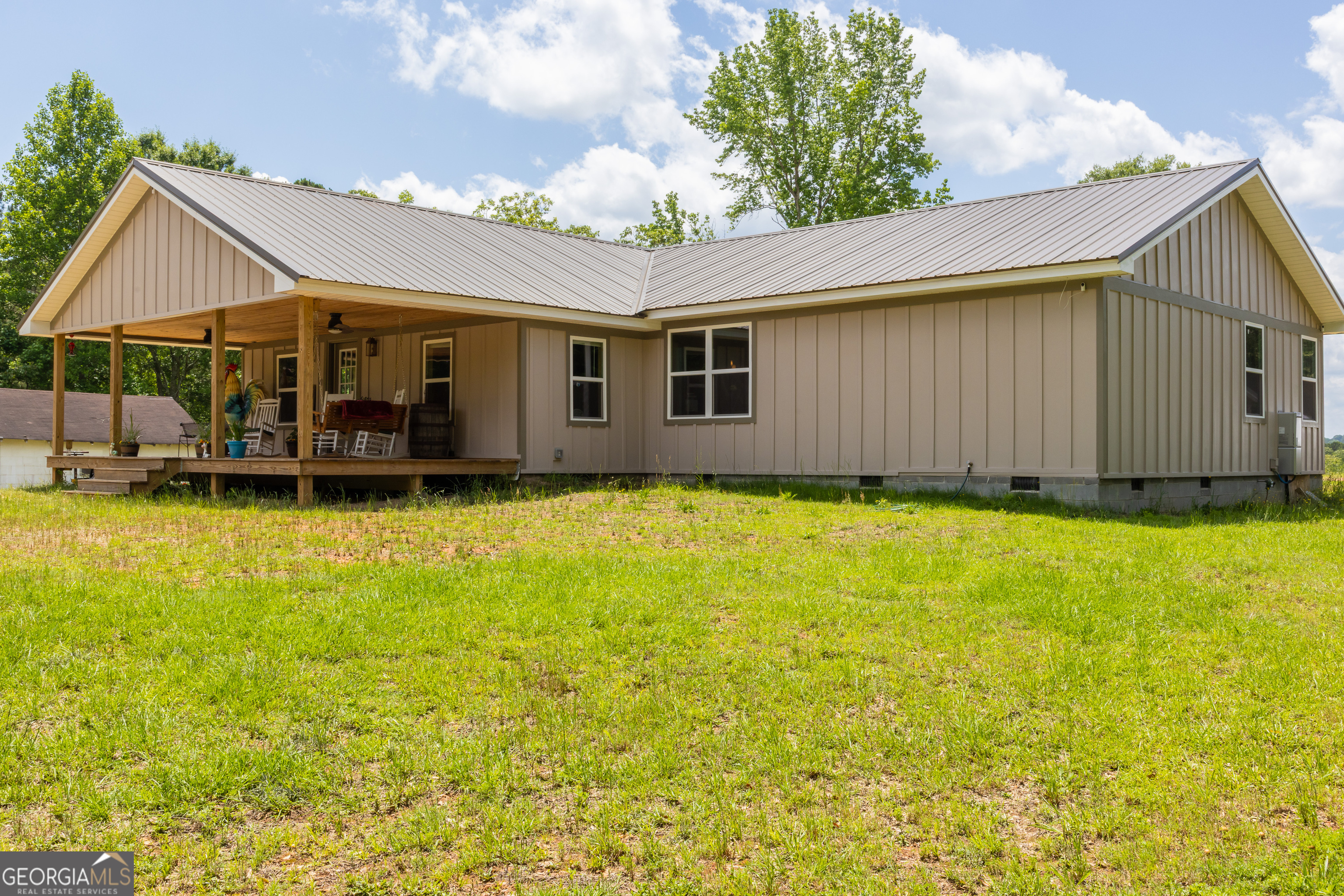 655 White Road Thomaston, GA 30286 - Photo 4 of 41
