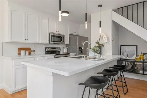 $498,000 | 5663 Calmor Avenue, Unit 3, San Jose, CA 95123