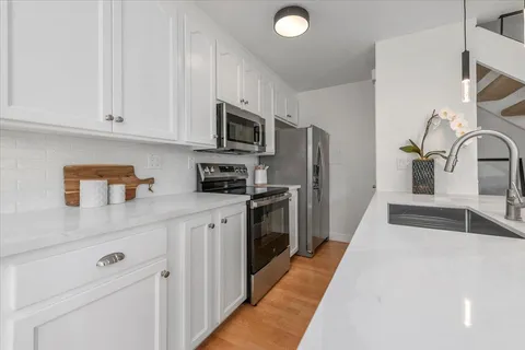 $498,000 | 5663 Calmor Avenue, Unit 3, San Jose, CA 95123