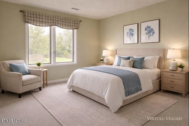 $819,900 | 510 Tanasi Lagoon Drive, Loudon, TN 37774