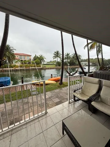 $1,700 | 2225 Northeast 123rd Street, Unit 104, North Miami, FL 33181