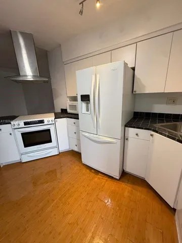 $1,700 | 2225 Northeast 123rd Street, Unit 104, North Miami, FL 33181