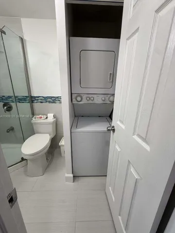 $1,700 | 2225 Northeast 123rd Street, Unit 104, North Miami, FL 33181