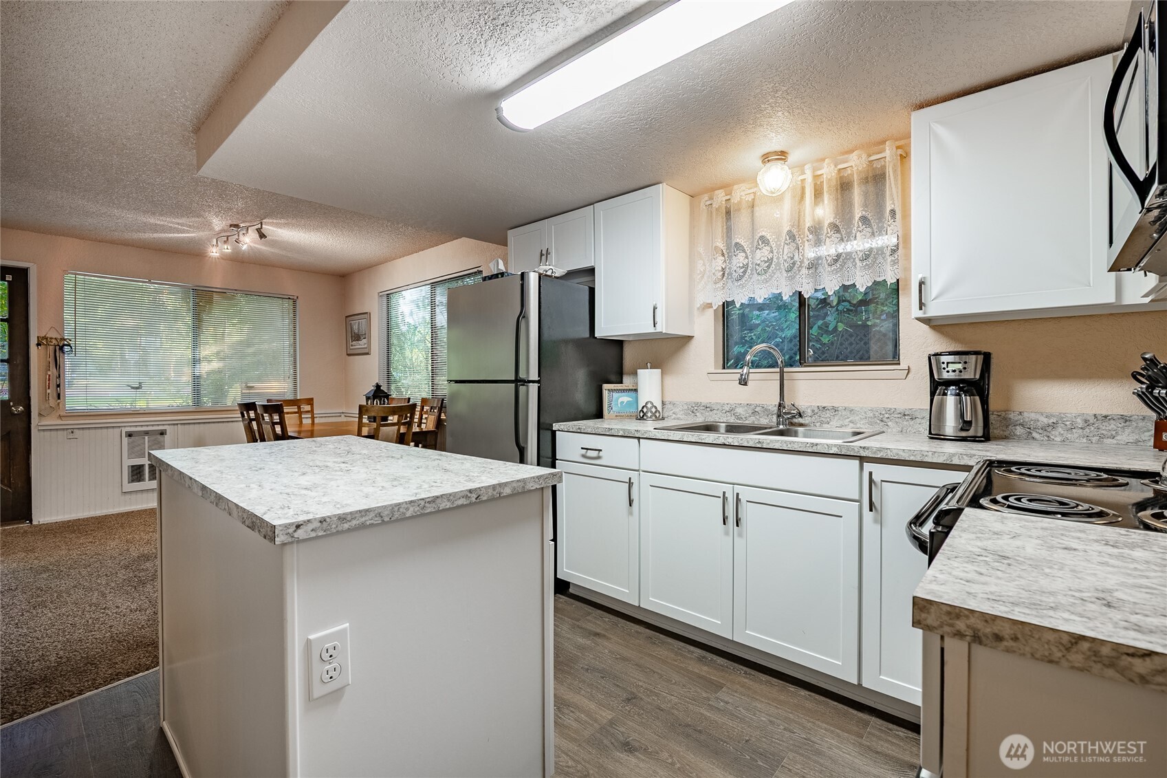 7018 Olympus Way Glacier, WA 98244 - Photo 10 of 35