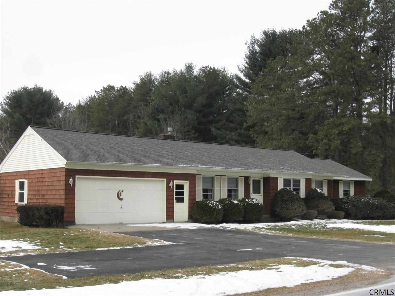 11 Potter Road Moreau, NY 12831 - Photo 2 of 10 Photo 2