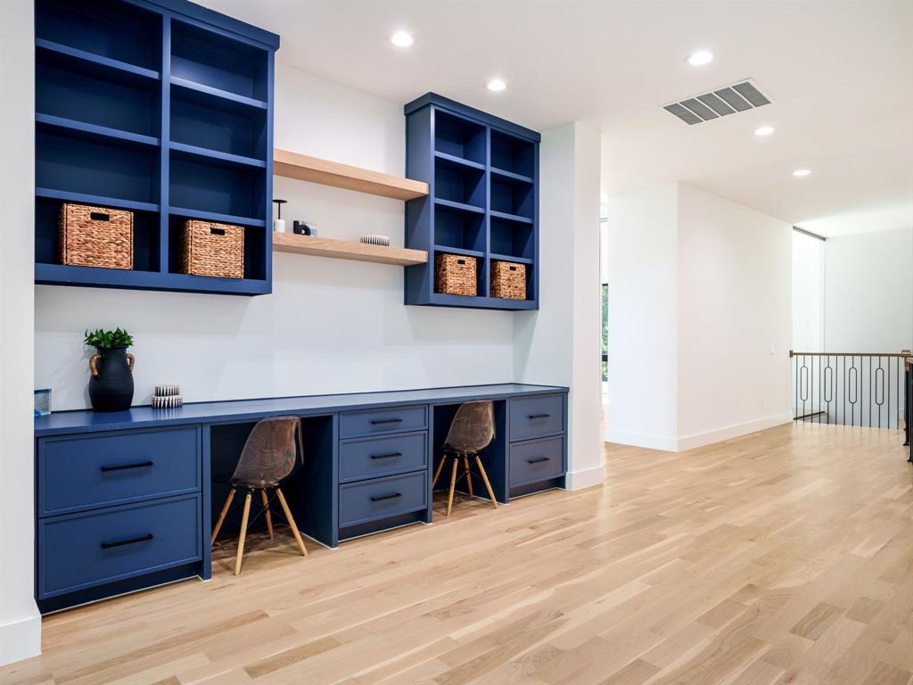 4010 Sperry Street Dallas, TX 75214 - Photo 18 of 40 Office space with built in desk, light wood-style floors, and recessed lighting