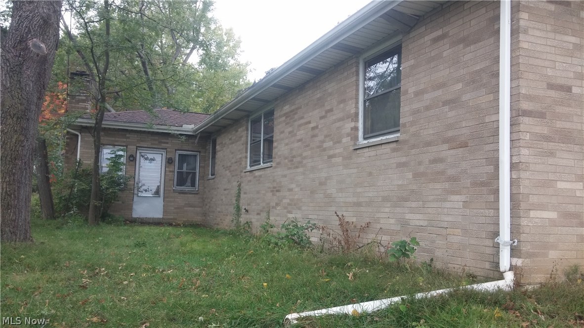 3467 Sanitarium Road Akron, OH 44312 - Photo 2 of 8 Gallery Image 2