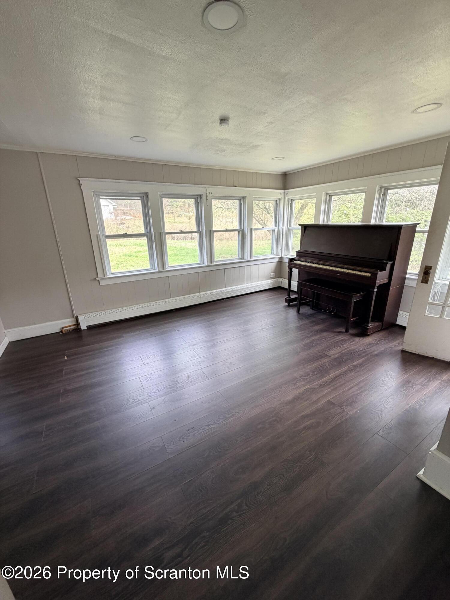 409 Alden Mountain Road Nanticoke, PA 18634 - Photo 3 of 17 IMG_0691