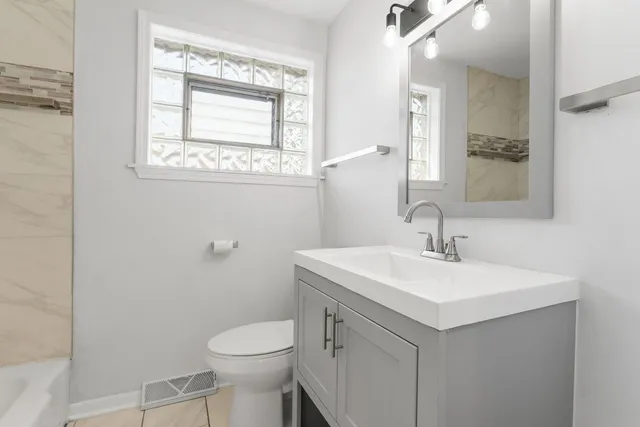 $218,900 | 14637 Vincennes Road, Harvey, IL 60426