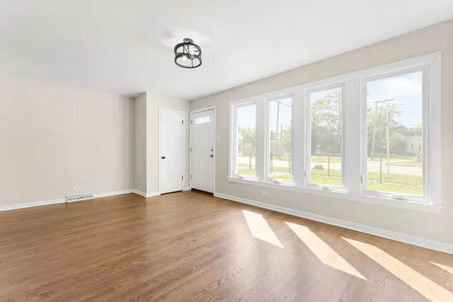 $218,900 | 14637 Vincennes Road, Harvey, IL 60426