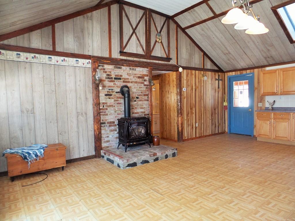 504 Carry Pond Road Bingham, ME 04920 - Photo 6 of 28 Open Living