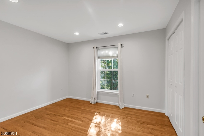 22 Honeyman Road Bernards, NJ 07920 - Photo 32 of 49