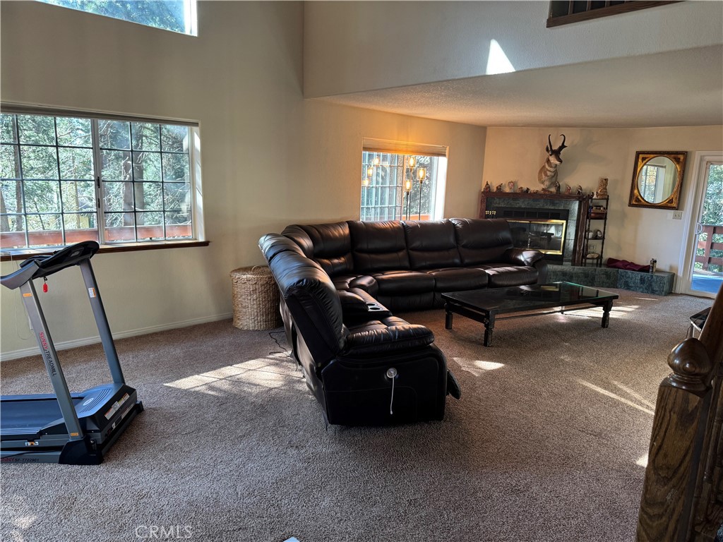 21564 Jobs Peak Road Cedarpines Park, CA 92322 - Photo 11 of 25
