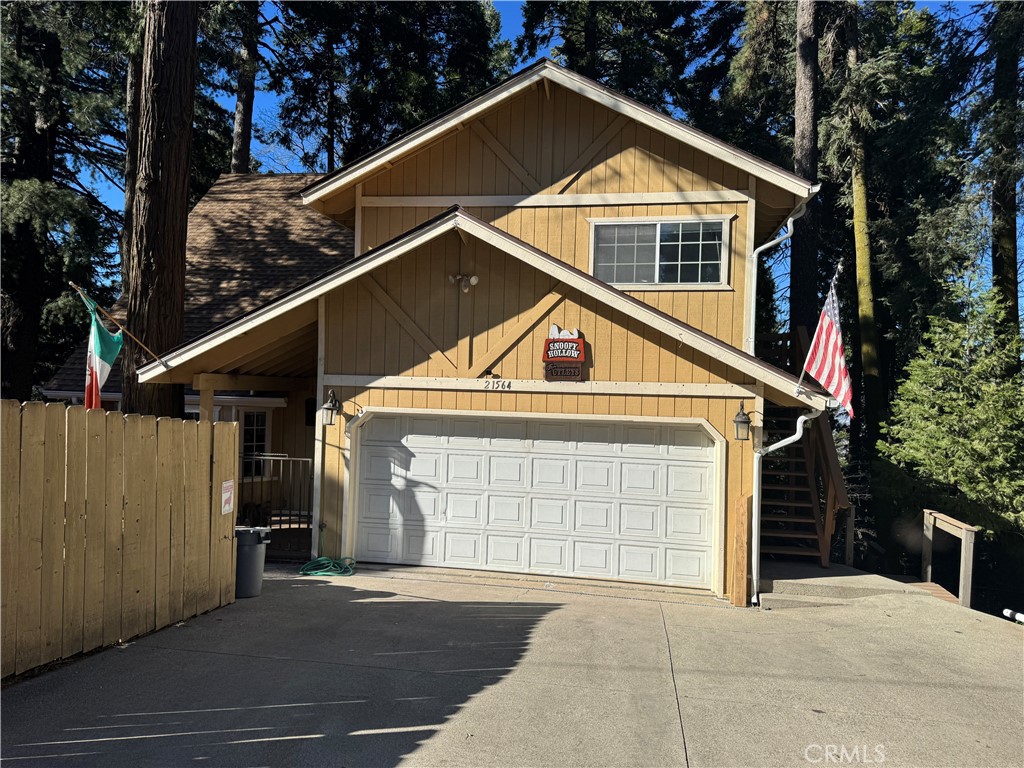 21564 Jobs Peak Road Cedarpines Park, CA 92322 - Photo 3 of 25 2 car garage attached