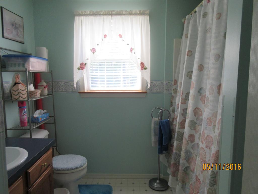 9 Hawaii Lane Rochester, NH 03867 - Photo 8 of 17