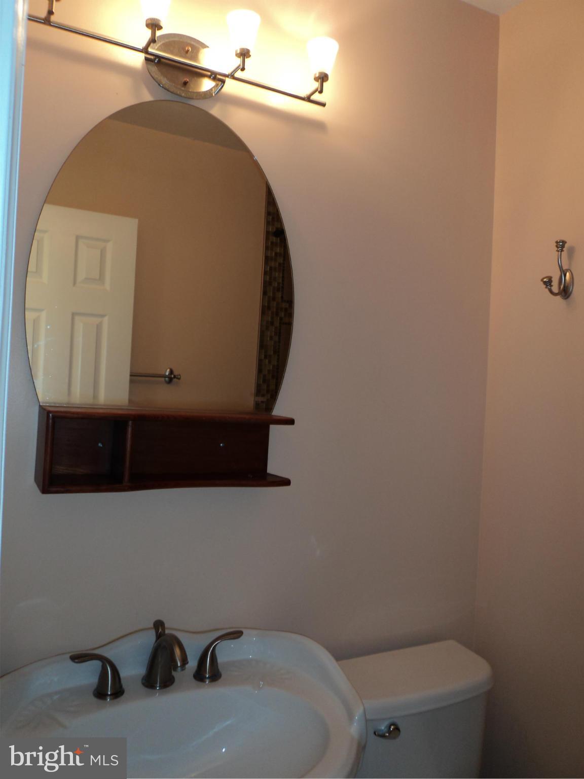 8012 Northumberland Road Springfield, VA 22153 - Photo 5 of 27 Bath (Master)
