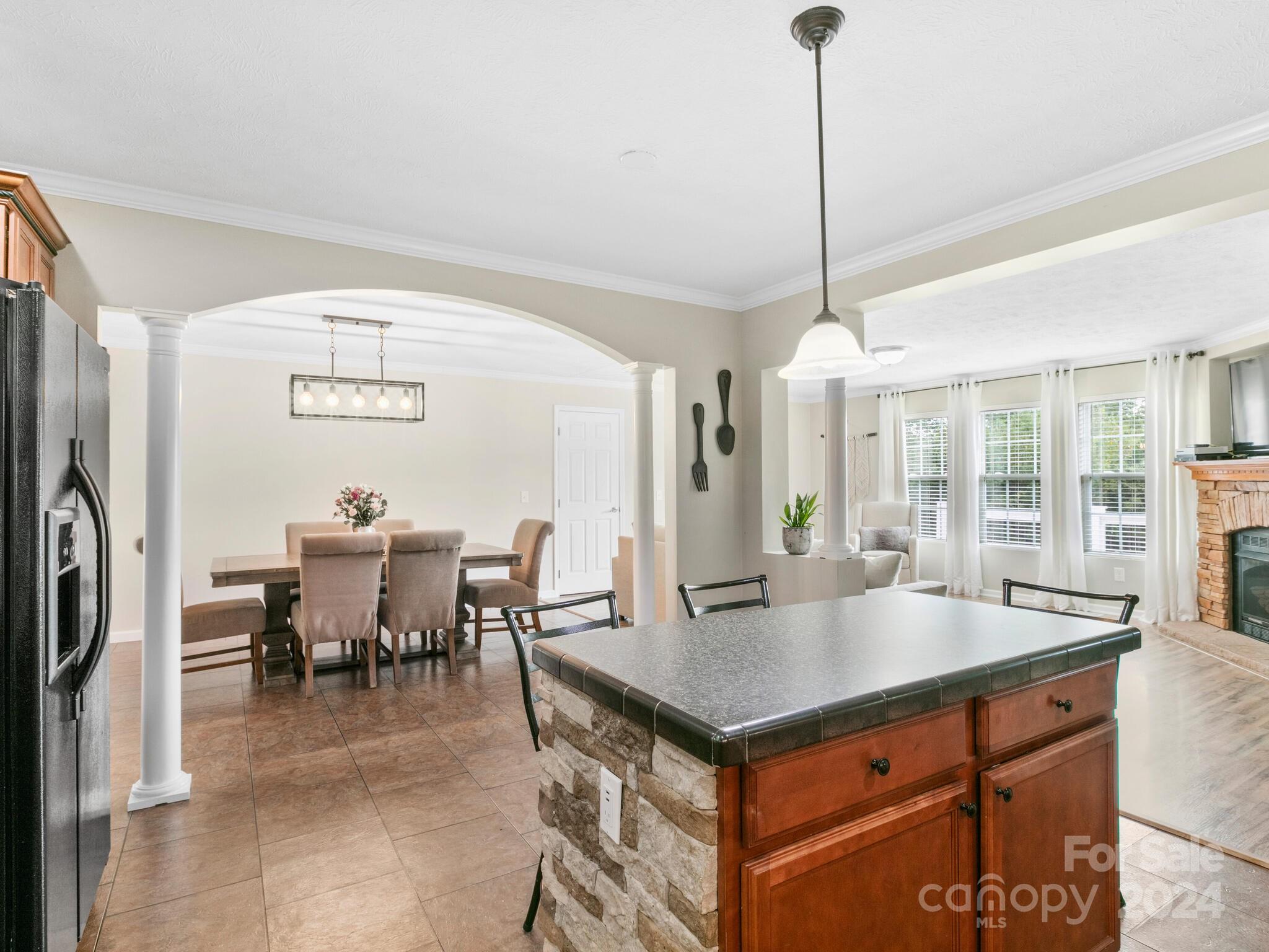93 Israel Road Candler, NC 28715 - Photo 14 of 32 Gallery Image 14