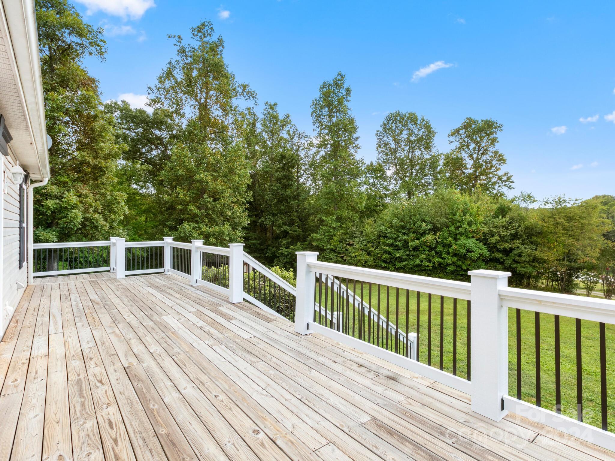 93 Israel Road Candler, NC 28715 - Photo 27 of 32 Gallery Image 27