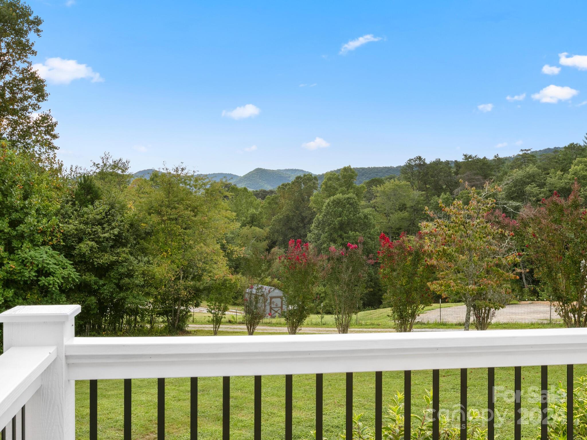 93 Israel Road Candler, NC 28715 - Photo 28 of 32 Gallery Image 28