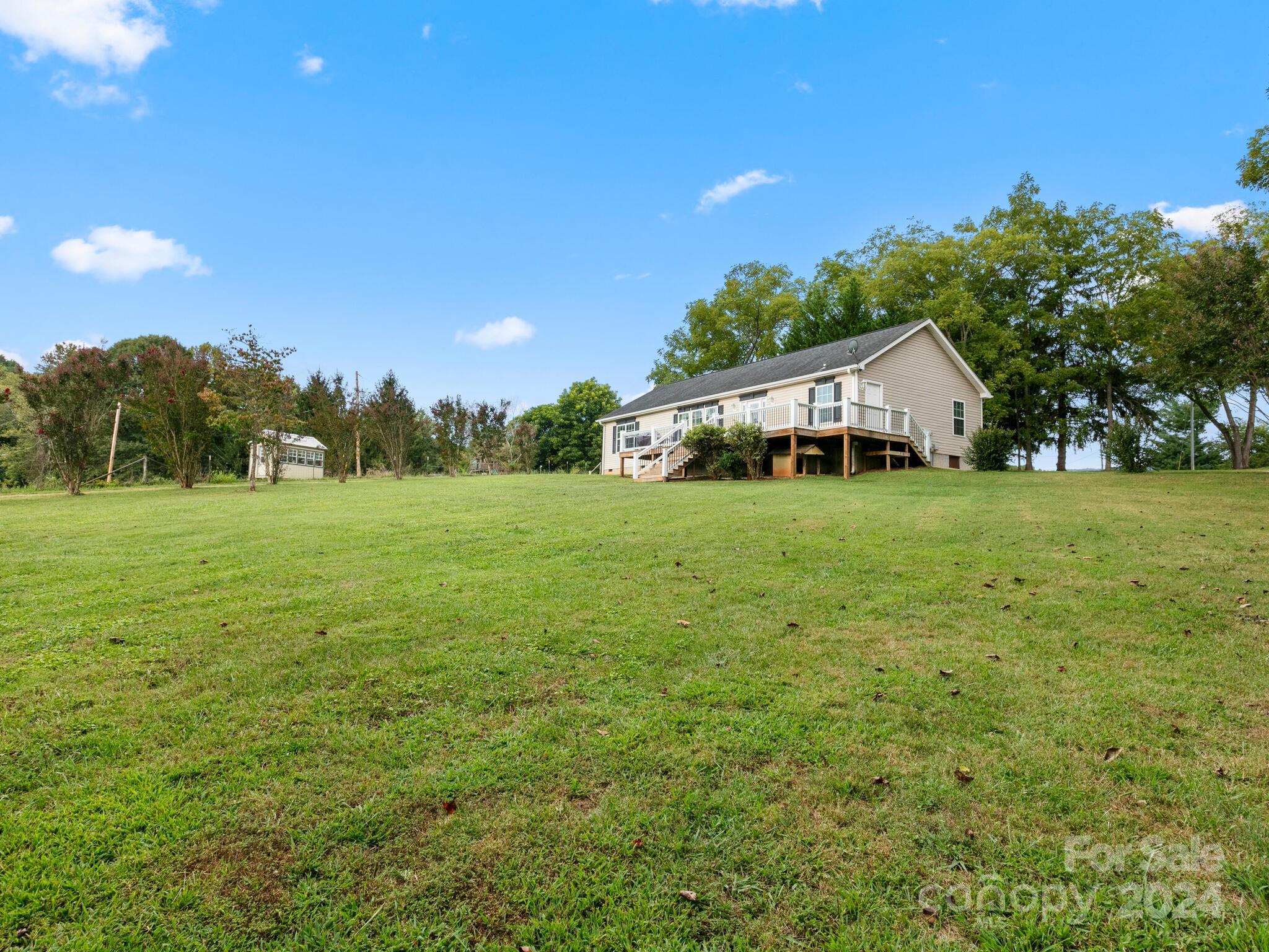 93 Israel Road Candler, NC 28715 - Photo 30 of 32 Gallery Image 30