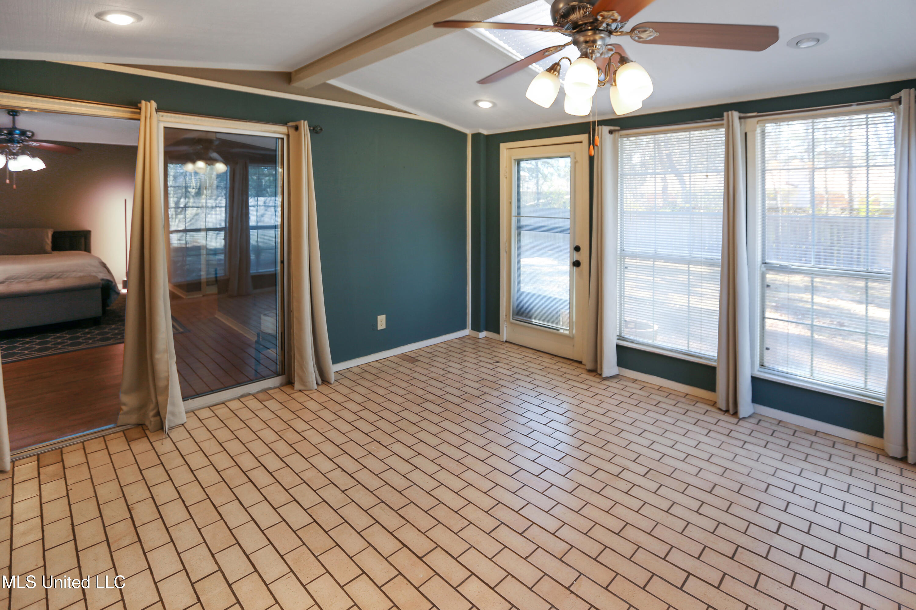 459 Longwood Trail Madison, MS 39110 - Photo 12 of 29 459 Longwood Trail - 14