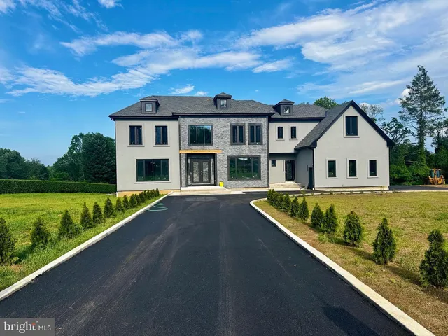 a view of house with a large windows