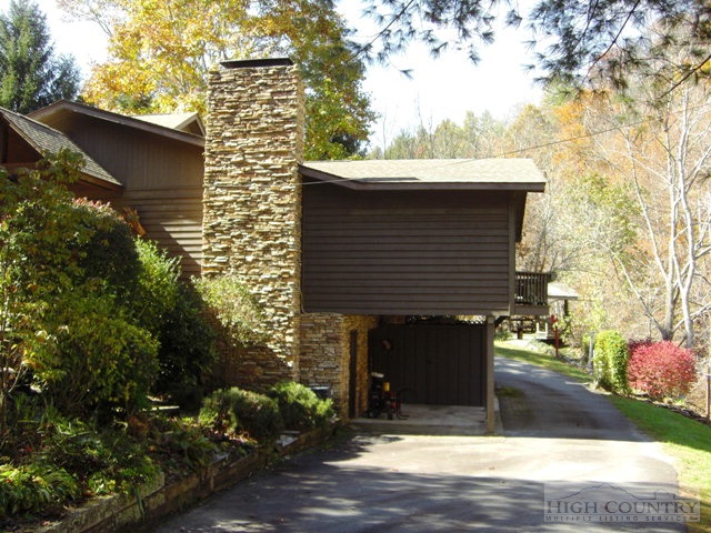 382 Broadstone Road Banner Elk, NC 28604 - Photo 14 of 36 Gallery Image 14