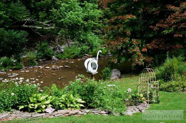 382 Broadstone Road Banner Elk, NC 28604 - Photo 16 of 36 Gallery Image 16