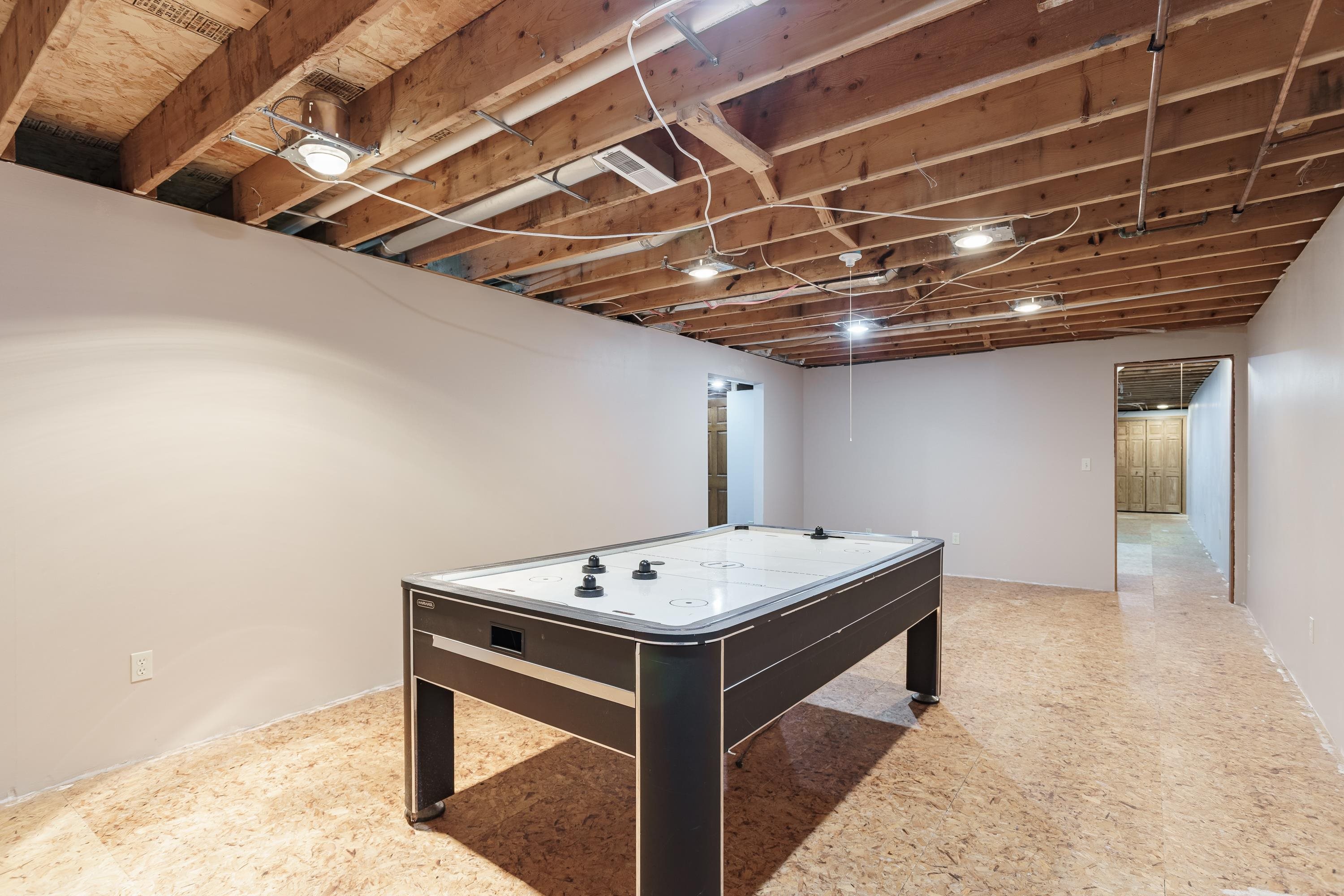 13294 Weatherfield Way Roscoe, IL 61073 - Photo 36 of 38