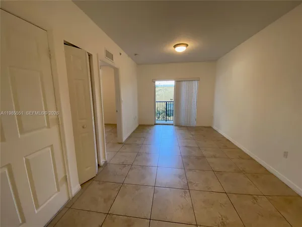 $1,990 | 435 Southwest 12th Avenue, Unit 605, Miami, FL 33130